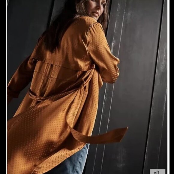 NWOT‎ Copper Trench Coat - Picture 2 of 5